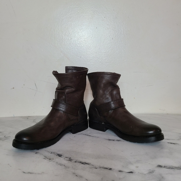 Frye Natalie Short Engineer Charcoal Ankle Bootie 6 New With Box - Picture 4 of 8